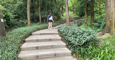 ZhouYiQin 美しい女優 画像