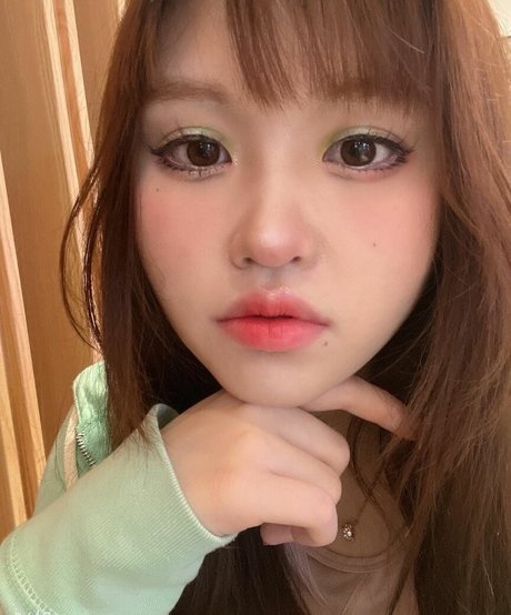 立ちファックオンリーファンズ トップ 写真