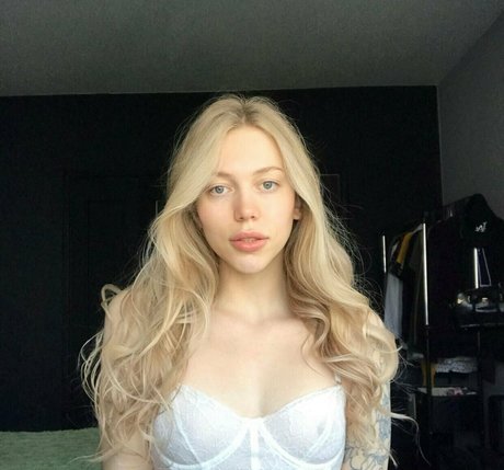 アウトドア 熟女 オンリーファンズ アートxxx ギャラリー