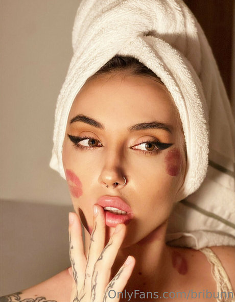 ポルノオンリーファンズ セックス 写真