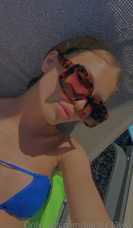 barbie33ww XXXモデル 写真