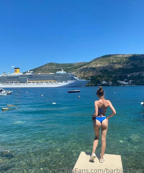 barbie33ww xxx女優 写真
