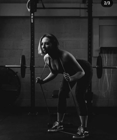 Sydney Alexis 独占ポルノスター 写真