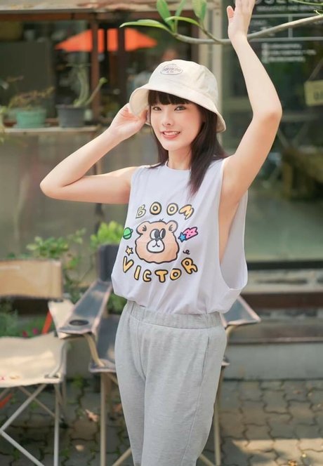 Beeko Pinknavy 素敵なスター 画像