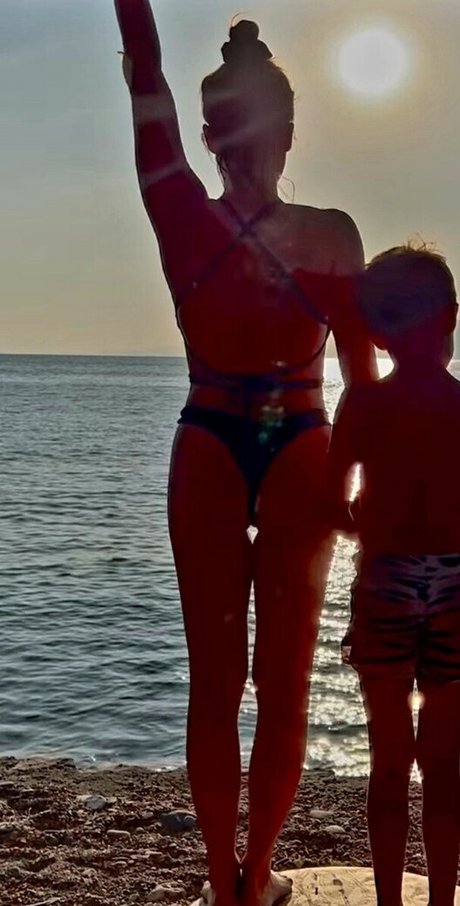 Victoria Koblenko スター ヌード 画像