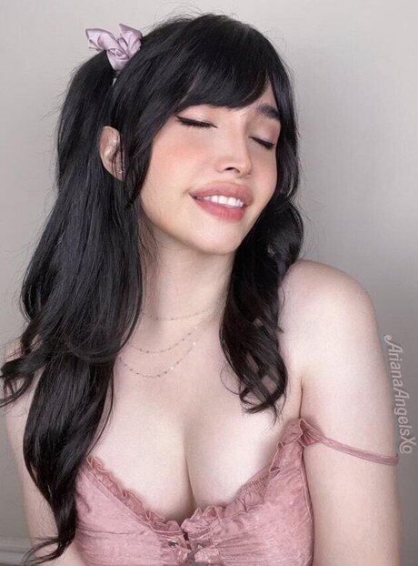 arianaangelsxo ポルノスター ヌード 画像