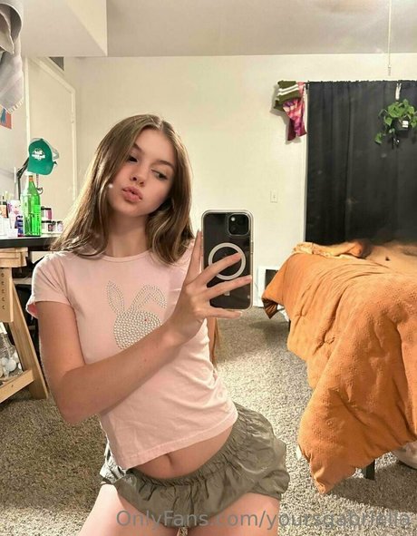 バニー無料オンリーファンズ ポルノグラフィック 画像