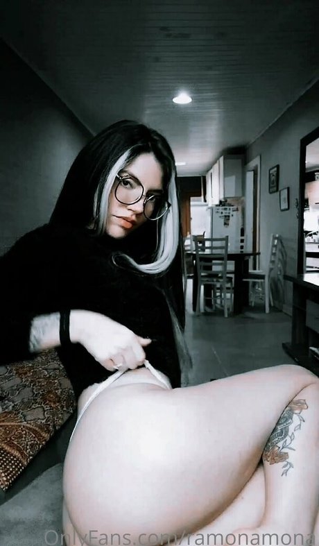 ramonamona ポルノスター アダルト 写真