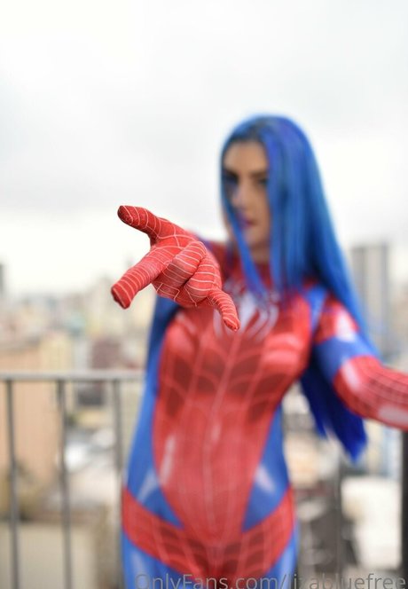 lizabluefree アダルトモデル 写真