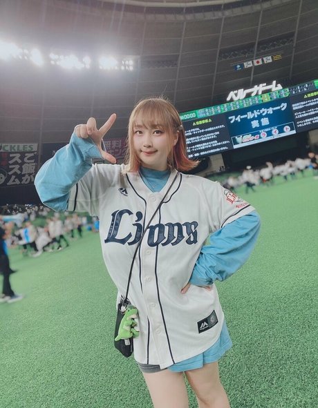 Akopai ポルノモデル 画像