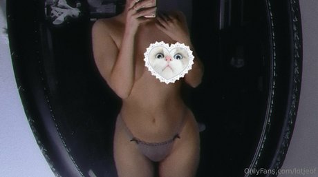 太った足のオンリーファンズ 無料セックス 画像