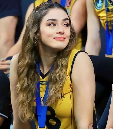 バン・オンリーファンズ アートポルノ 写真