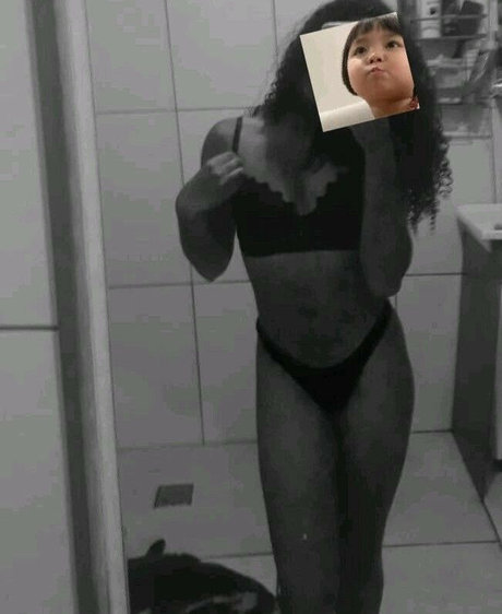 アナル舐めオンリーファンズ セクシーヌード ギャラリー