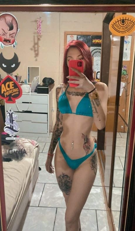 曲線美のブロンドオンリーファンズ セックス 画像