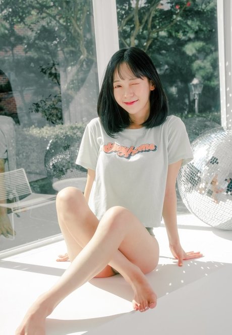 巨大ディルドオンリーファンズ アダルト 画像