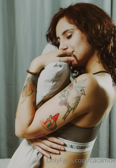 cacamoe エロティックなポルノスター 写真