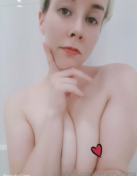 seraphultima 完璧なポルノスター 写真