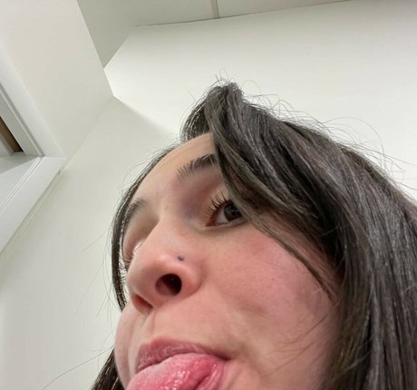 Bea Miller HDモデル ギャラリー