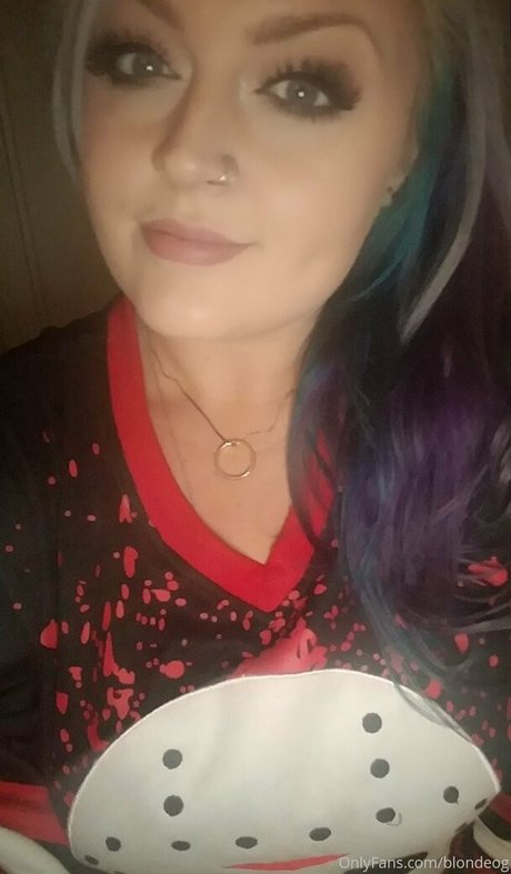 ジンジャーティーンオンリーファンズ アート裸 写真