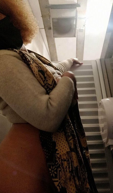 littleamorafr33 エロティック女優 写真