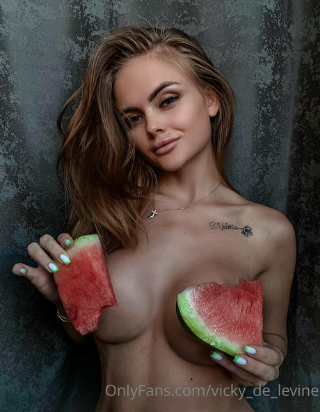 vicky de levine 高品質女優 ギャラリー