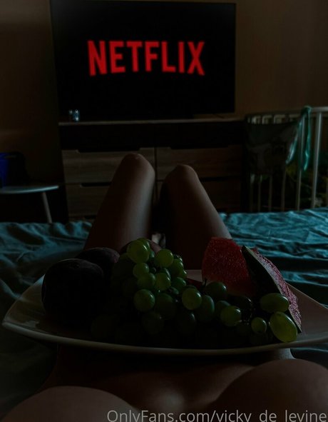 vicky de levine トップスター ギャラリー