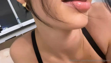 tayylahhmorggann エロティックモデル ギャラリー