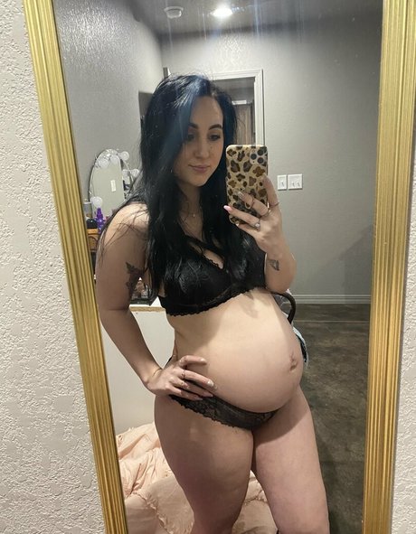 バン・オンリーファンズ 美しいヌード アーカイブ