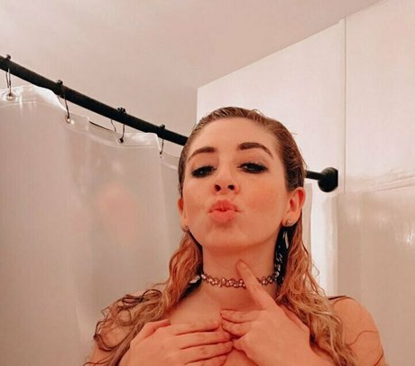 TequilaLola ホットなスター 画像