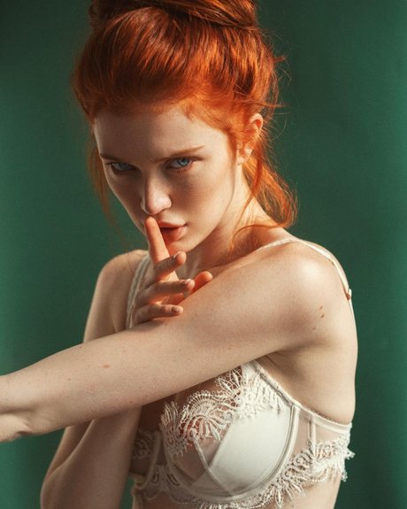 Angelina Michelle ホットスター ギャラリー