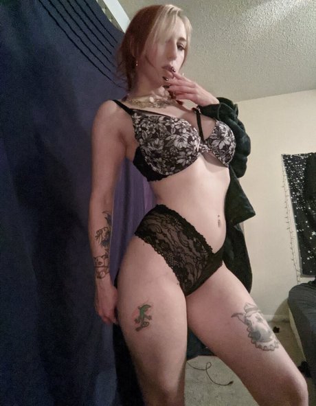 騎乗位熟女オンリーファンズ えろた 写真