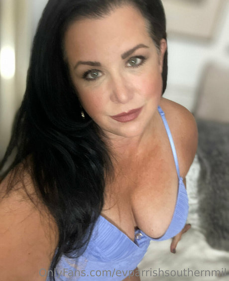 evparrishsouthernmil アダルトスター 写真