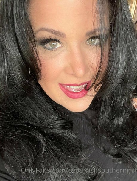 フィットネス 裸 オンリーファンズ ポルノ 画像