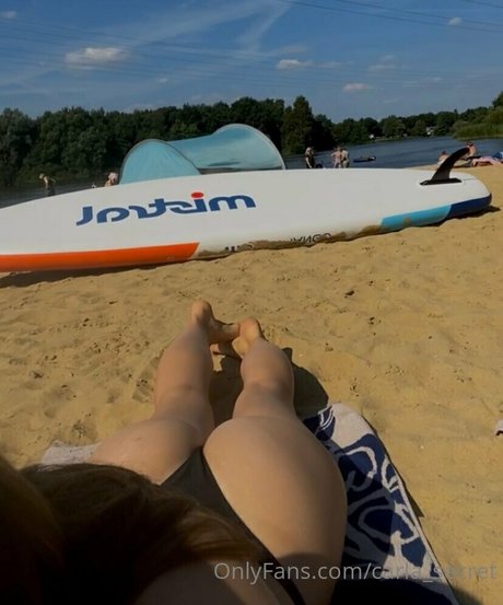 carla secret アダルトモデル 写真