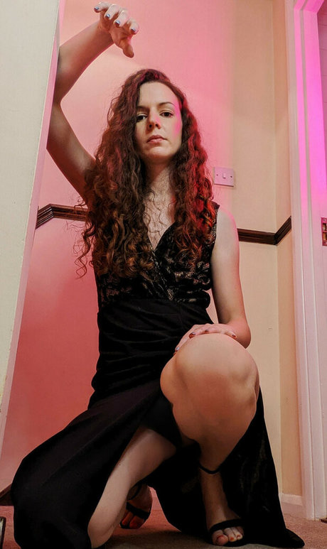 レズビアンマッサージオンリーファンズ えろた ギャラリー