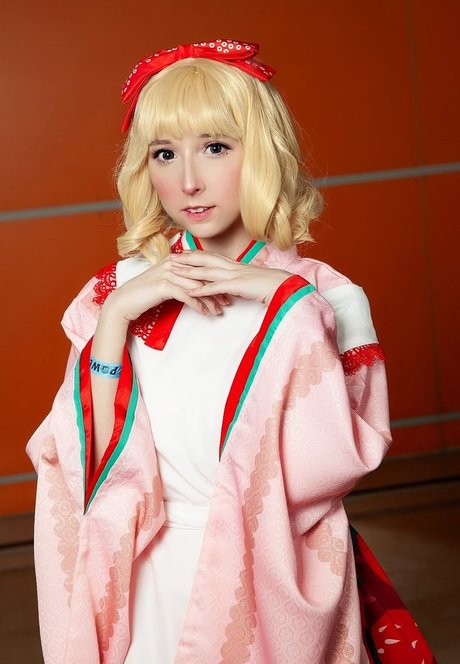 Loli Molly 美しいモデル 写真