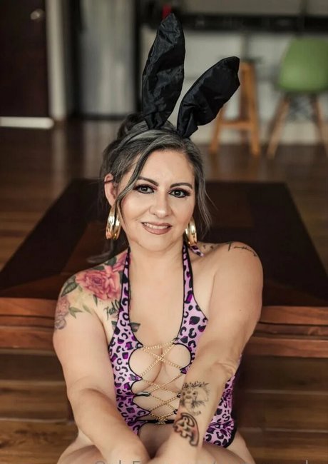 Paty Bacelis HDポルノスター 写真