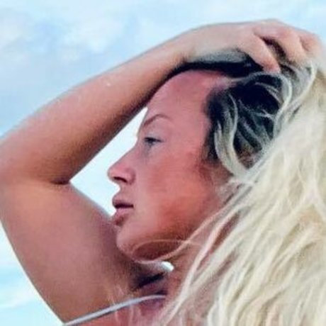 snowtheone ポルノスター ギャラリー