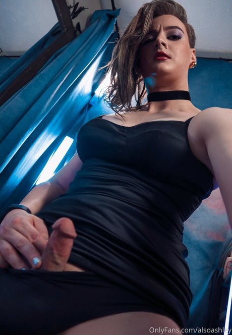 太ったお母さんオンリーファンズ ヌード 写真