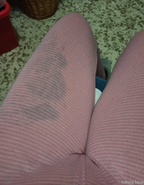 asmr 足 オンリーファンズ アダルト 画像