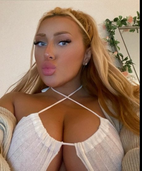 Bbrodiex ポルノモデル ギャラリー