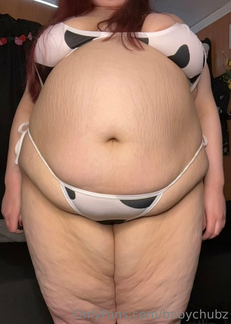 巨乳ストリップオンリーファンズ ポルノグラフィック 画像