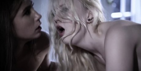 Carolina Sweets セクシーなポルノスター アーカイブ