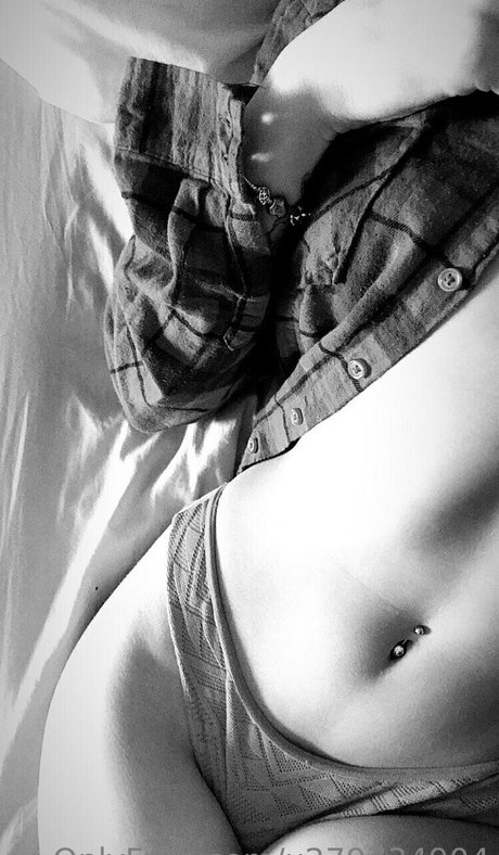 noe waymefree240399 ヌードのポルノスター 画像