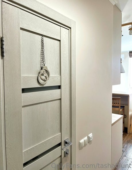 tashablunt ポルノスター 独占 写真