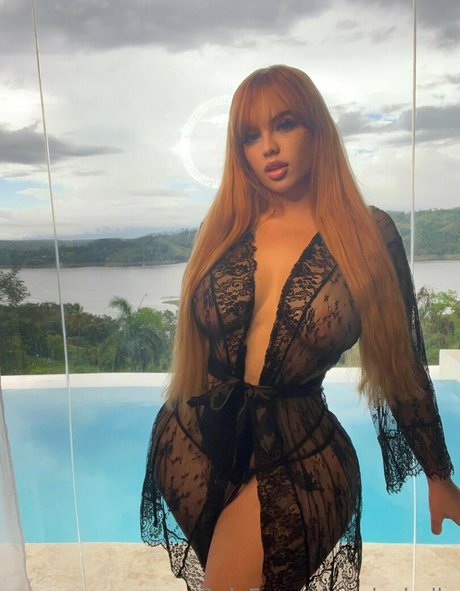 スペードのクイーン オンリーファンズ ポルノ アーカイブ