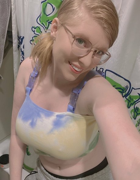 gingergirlie ポルノスター HD 写真