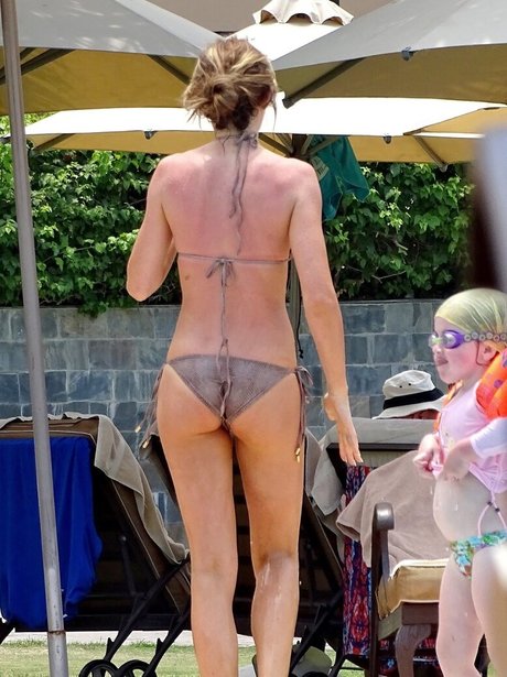 asmrマッサージオンリーファンズ セクシーヌード 写真