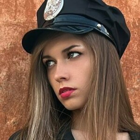 emmapaid ホットなモデル 写真