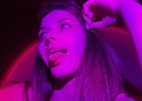 emmapaid ポルノスター ヌード 写真